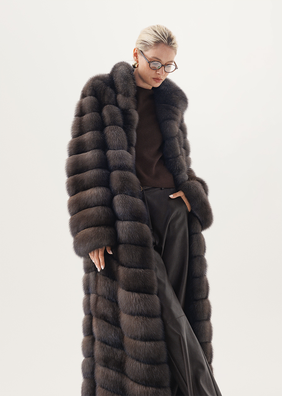 Шуба из меха соболя в пол в оттенке Графит