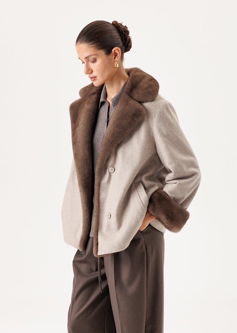 Кашемировая куртка с английским воротником из меха норки