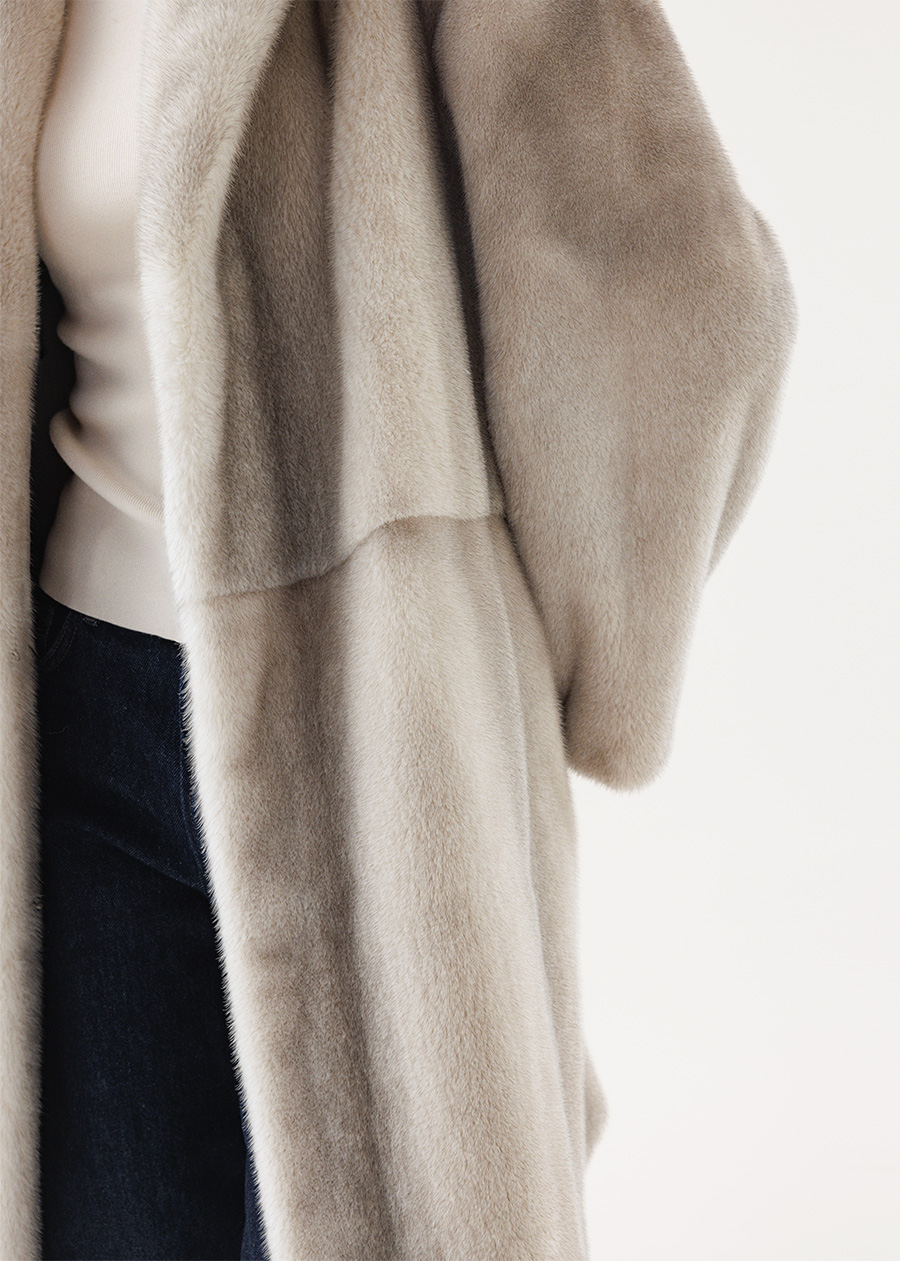 Норковая шуба в оттенке «Лёд»