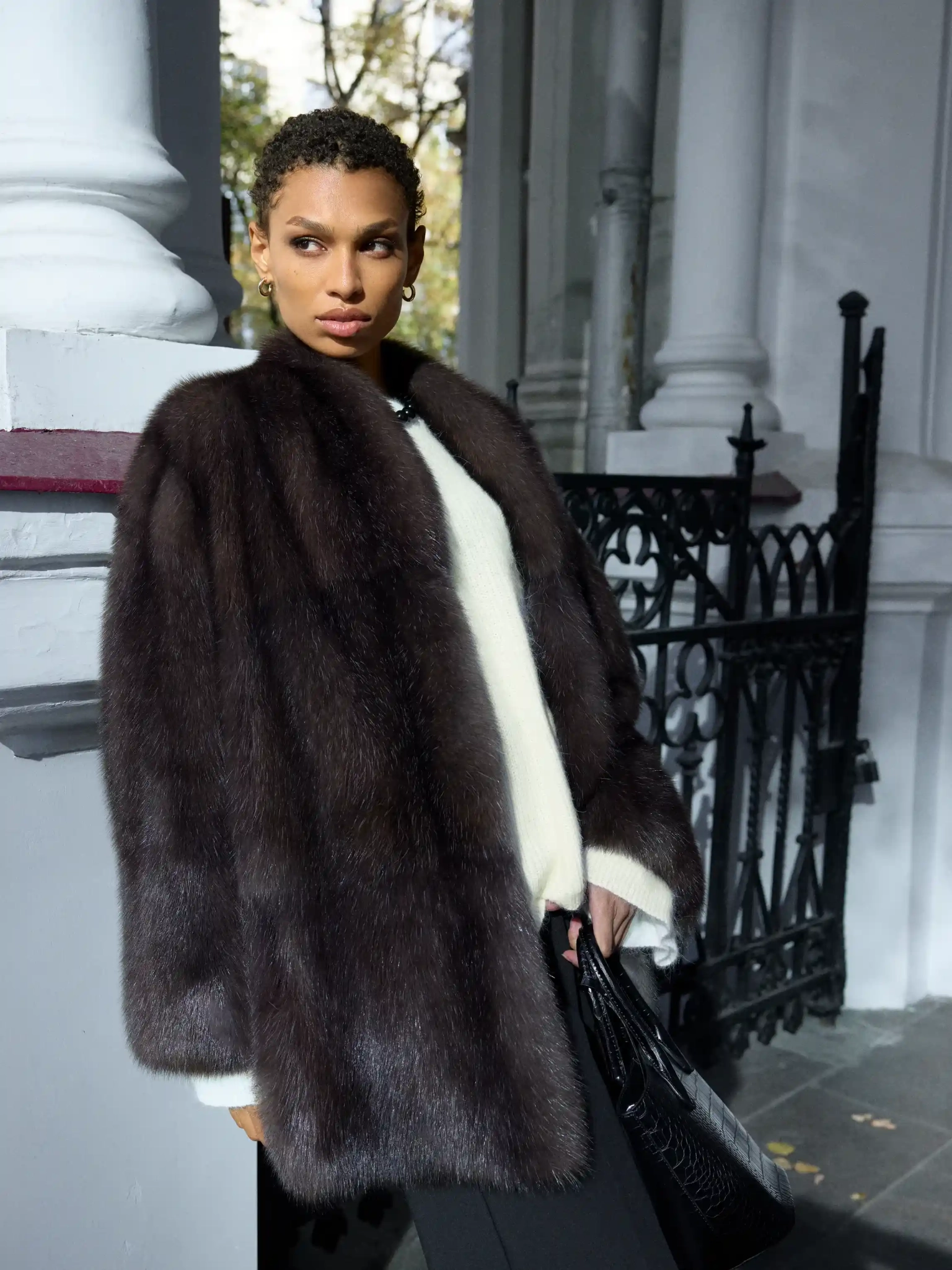 шуба из соболя furnari.webp